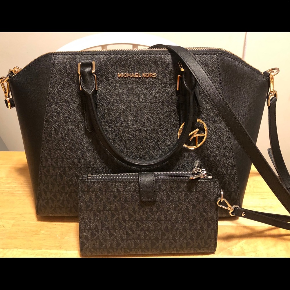 Michael Kors set